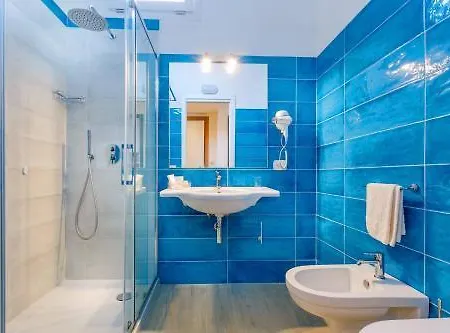 Aequa Hotel 4*
