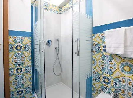 Aequa Hotel 4*