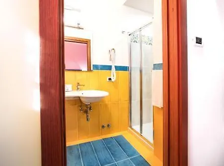 Aequa Hotel 4*
