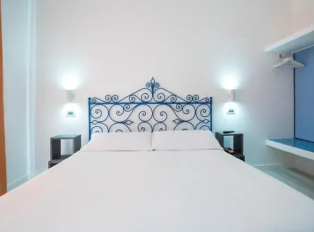 Aequa 4*